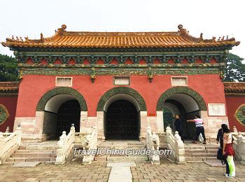 ¡Sumérgete en la Historia Milenaria del Mausoleo de Zhao Xiang! Tumba Imperial Adornada con Artefactos y Estructuras Monumentales