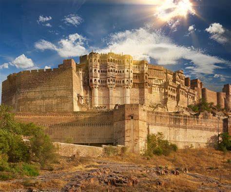  El Fuerte de Mehrangarh: Una Fortaleza Invicta que Toca el Cielo