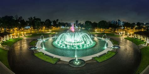 ¡El Parque del Agua de Quibdó: Una explosión tropical de diversión y naturaleza!