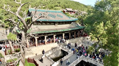  ¡Sumérgete en la Historia y la Naturaleza en el Templo de Jinci!