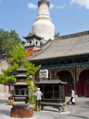 ¡Sumérgete en la historia y belleza del Templo de Qingliang Shan en Chizhou!